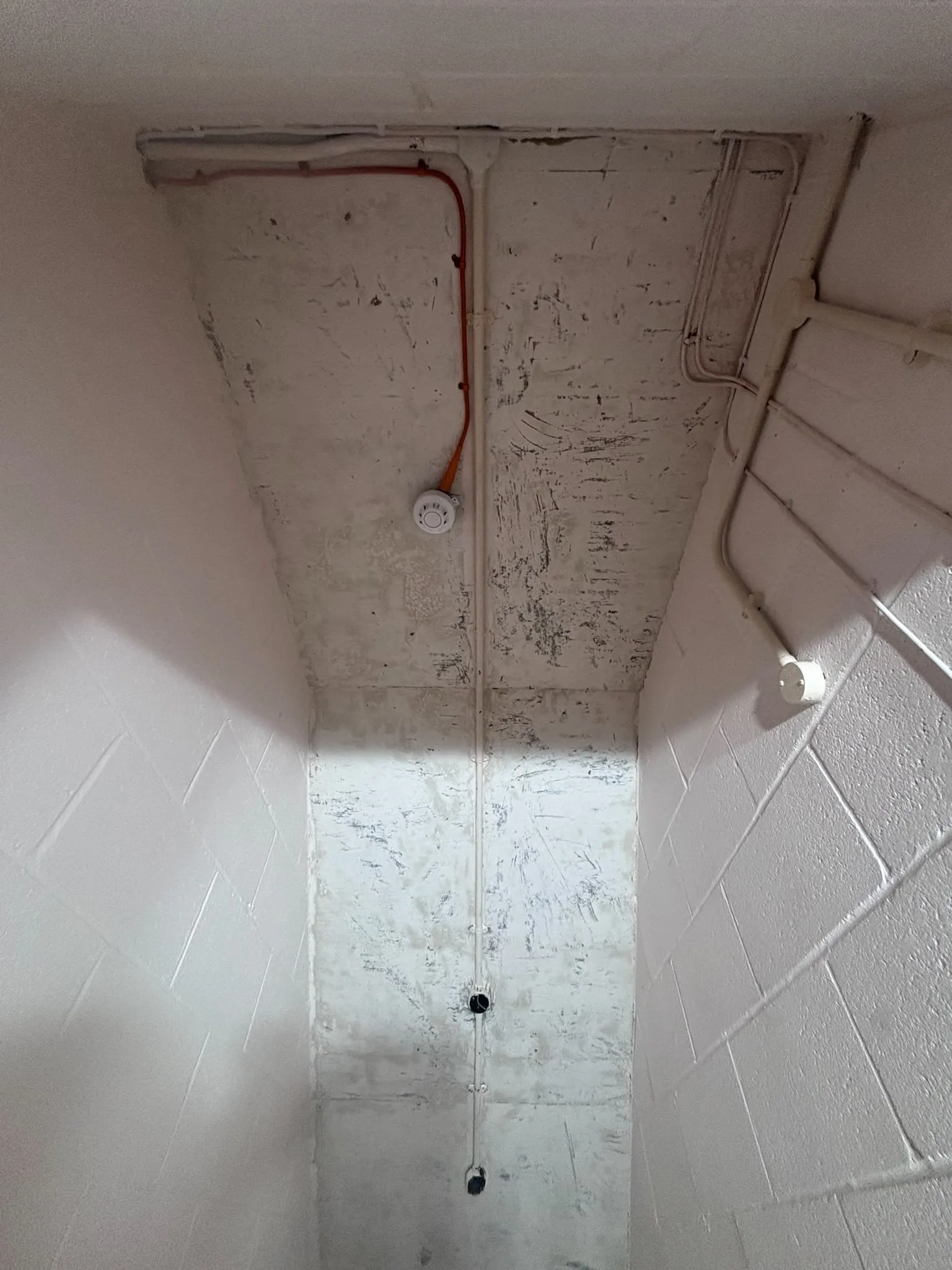 Licensed asbestos gasket removal in a Walthamstow commercial property
